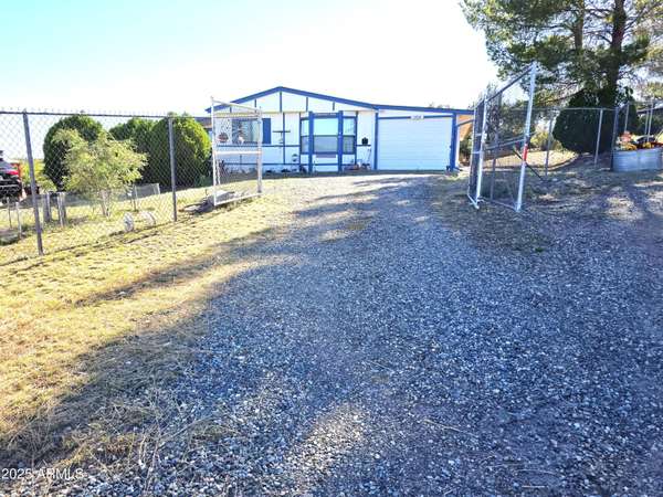 Dewey, AZ 86327,11965 E HENDERSON Road