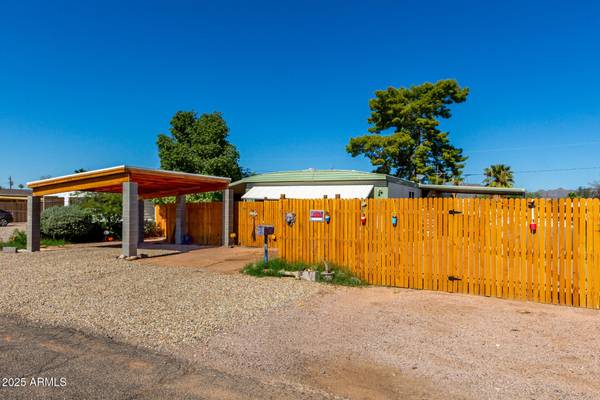 Apache Junction, AZ 85120,11252 E BOISE Street E