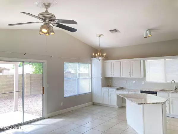 Phoenix, AZ 85032,4385 E CAMPO BELLO Drive