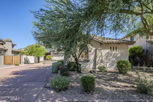 Phoenix, AZ 85086,2910 W DONATELLO Drive