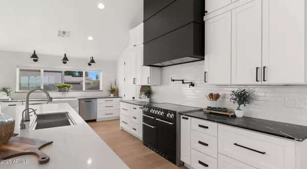 Gilbert, AZ 85297,2265 E BONANZA Road