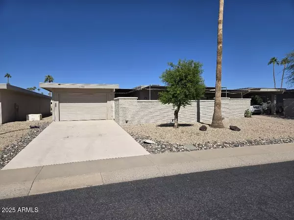 9708 W REDWOOD Drive, Sun City, AZ 85351