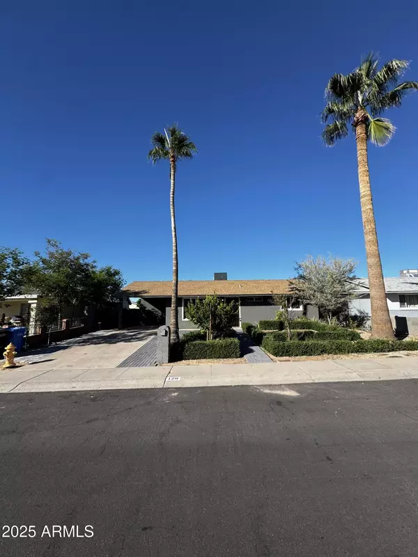 Phoenix, AZ 85041,128 W Winston Drive