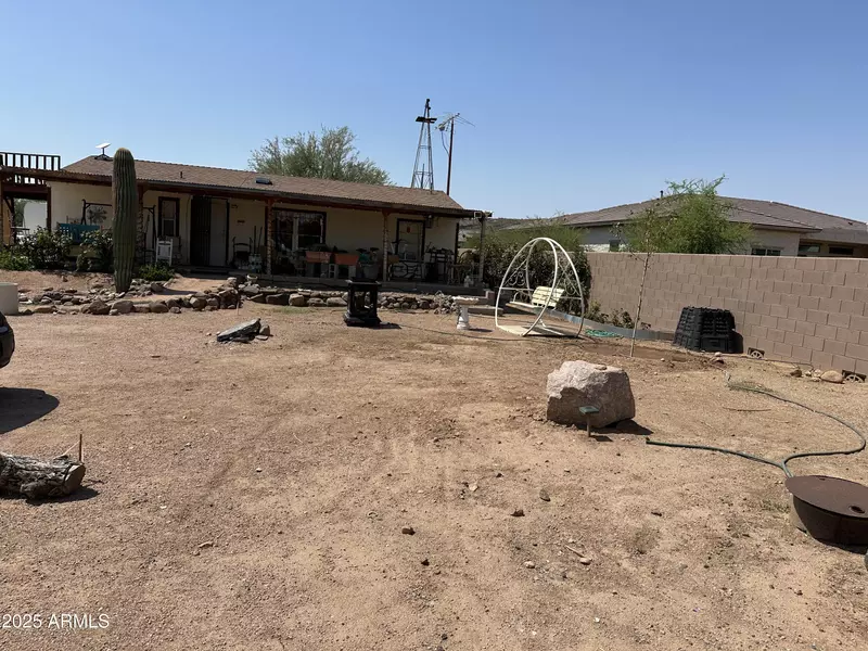 3805 W DYNAMITE Boulevard, Phoenix, AZ 85083