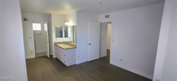 Mesa, AZ 85215,5936 E NANCE Street