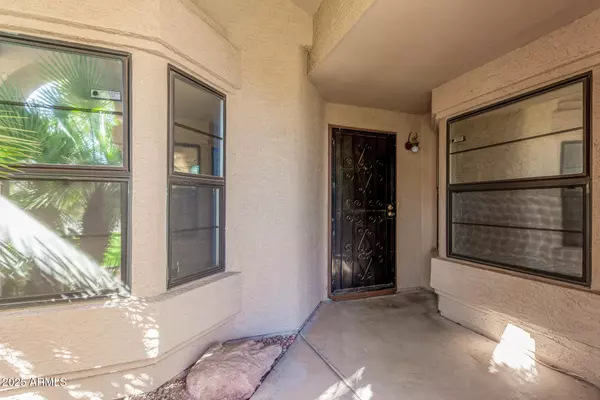 Chandler, AZ 85225,716 W BOXELDER Place