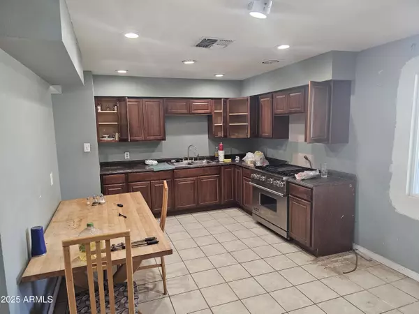 Phoenix, AZ 85031,3316 N 58TH Drive