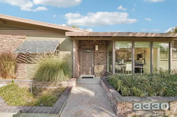 Phoenix, AZ 85018,3330 E GLENROSA Avenue