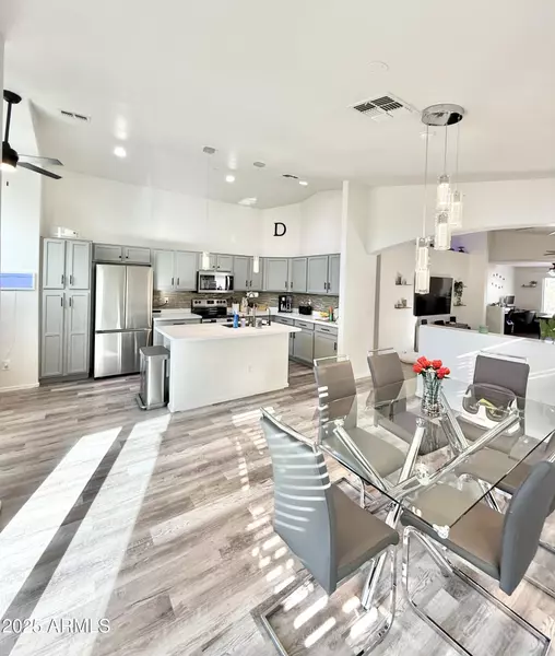 13737 W BERRIDGE Lane, Litchfield Park, AZ 85340