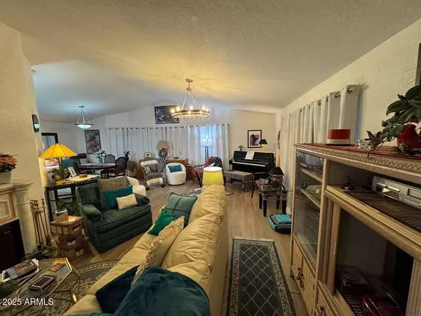 Phoenix, AZ 85023,16805 N 3rd Ave Avenue #231