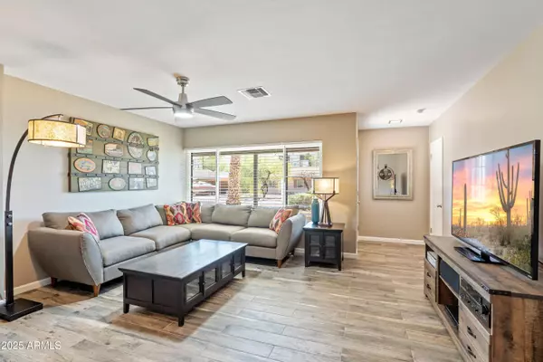 Scottsdale, AZ 85257,6810 E ALMERIA Road