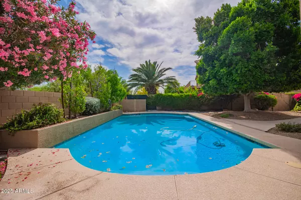 9571 E NITTANY Drive, Scottsdale, AZ 85255