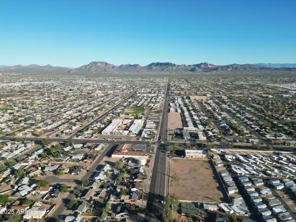 Apache Junction, AZ 85120,935 S IRONWOOD Drive #-
