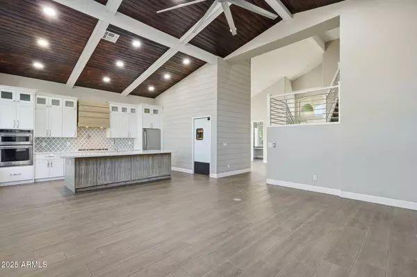 Gilbert, AZ 85233,245 W SAGEBRUSH Street