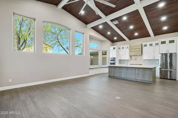 Gilbert, AZ 85233,245 W SAGEBRUSH Street