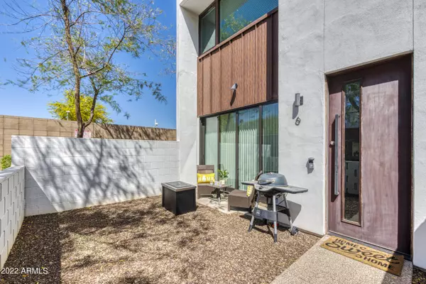 Phoenix, AZ 85013,540 W MARIPOSA Street #6