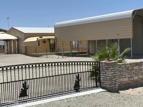 67892 ALPINE Drive, Salome, AZ 85348