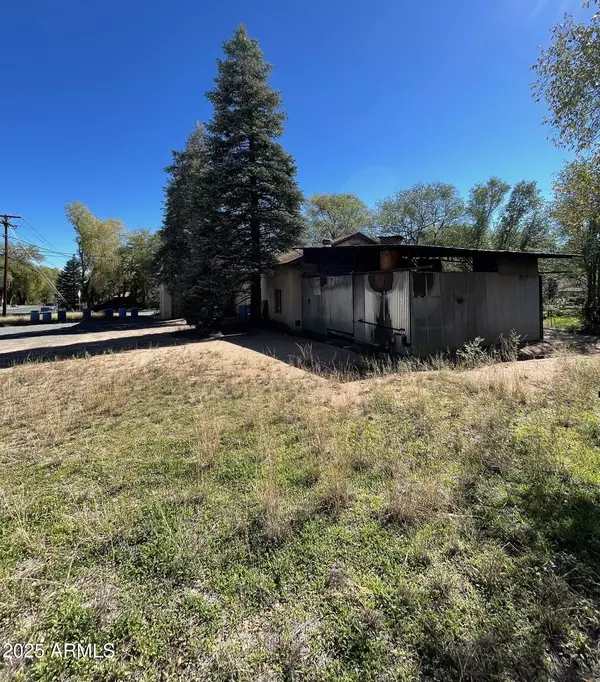 Prescott, AZ 86305,1701 W ADAMS Avenue