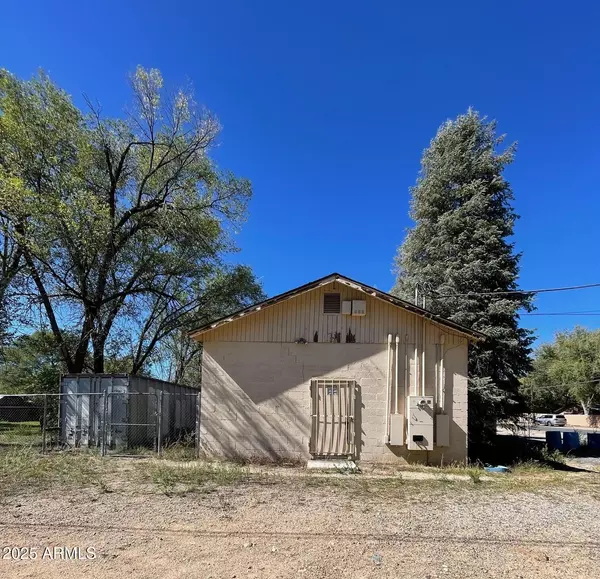 Prescott, AZ 86305,1701 W ADAMS Avenue