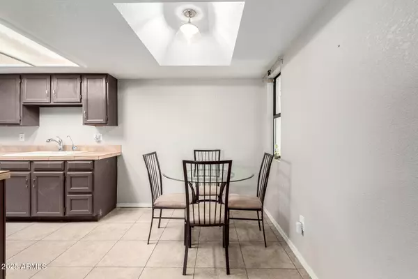 Mesa, AZ 85202,2146 W ISABELLA Avenue #121