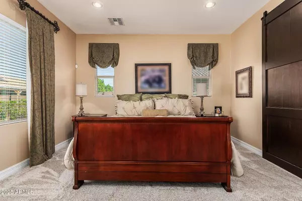 Mesa, AZ 85205,3920 E ELLIS Street