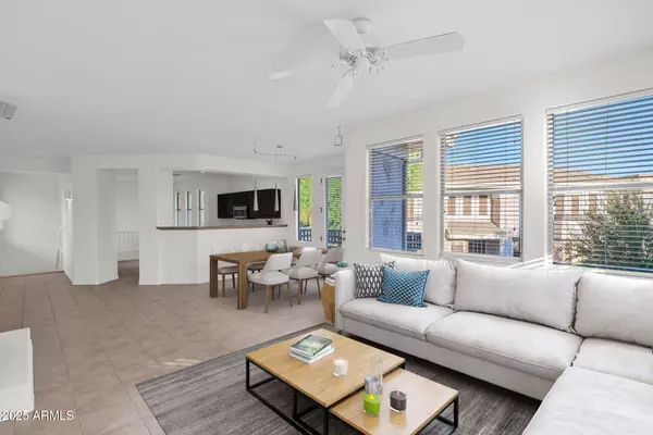 Scottsdale, AZ 85254,15221 N CLUBGATE Drive #2041