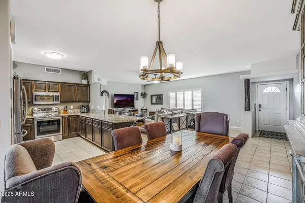 Phoenix, AZ 85086,37213 N 17TH Avenue