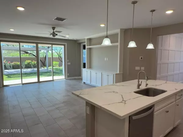 Phoenix, AZ 85037,9135 W MINNEZONA Avenue