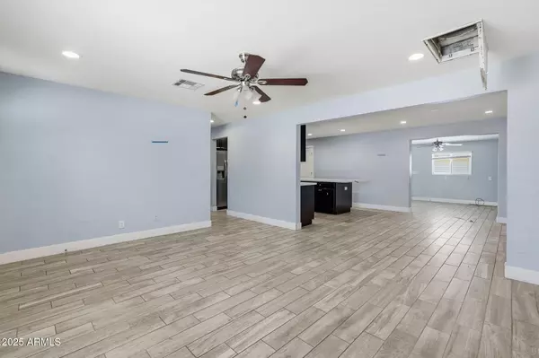 Tempe, AZ 85281,1016 S SIESTA Lane