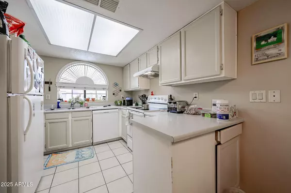 Tempe, AZ 85288,1905 E University Drive #270