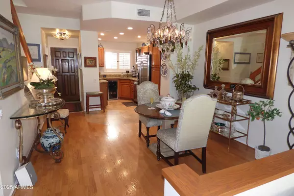 Scottsdale, AZ 85258,10017 E MOUNTAIN VIEW Road #1044