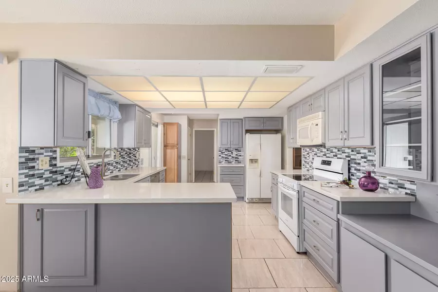 12819 N SUN VALLEY Drive, Sun City, AZ 85351