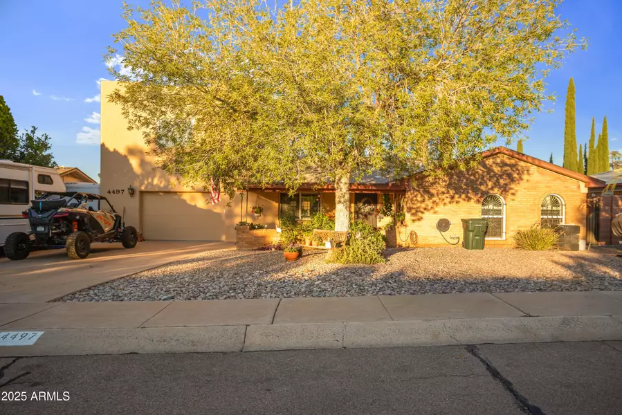 4497 QUEENS Way, Sierra Vista, AZ 85635
