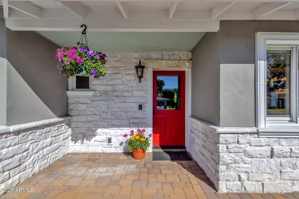 Phoenix, AZ 85016,2108 E SAN JUAN Avenue