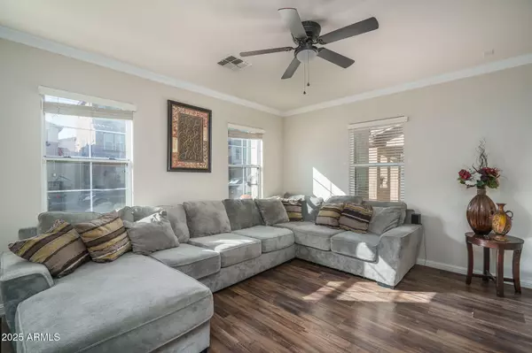 Phoenix, AZ 85035,2007 N 78TH Avenue