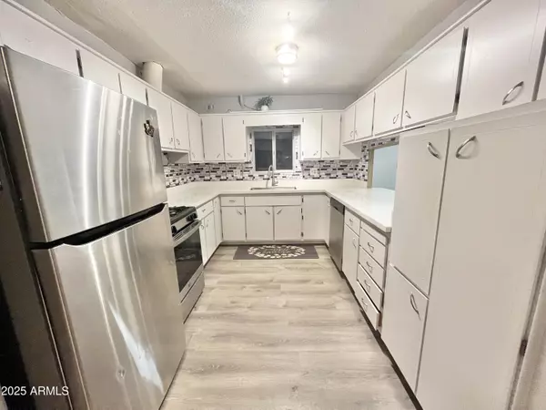 Peoria, AZ 85345,10701 N 99th Avenue #33