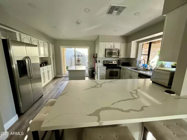 Scottsdale, AZ 85258,9991 E PURDUE Avenue