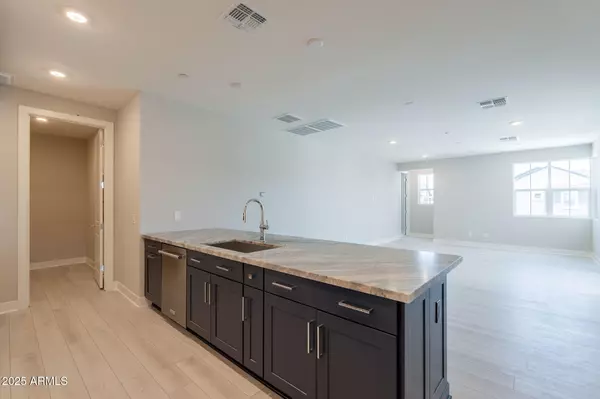 Surprise, AZ 85388,11300 N CASA DEGA Drive #1082