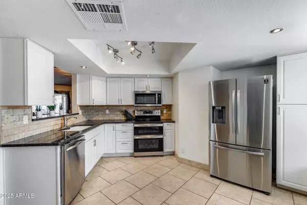 Phoenix, AZ 85027,2102 W MARCO POLO Road