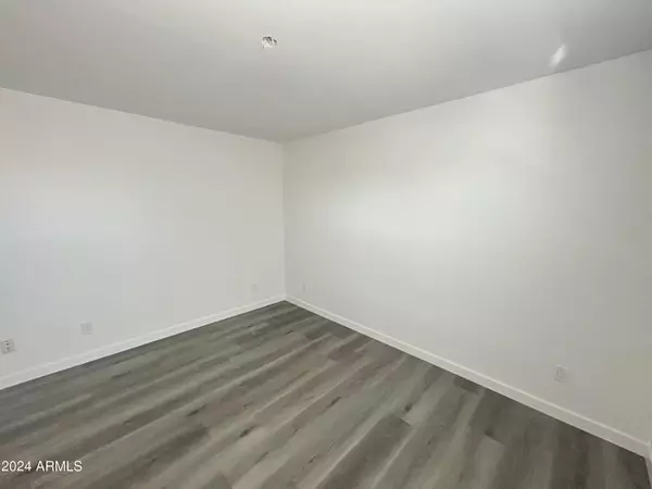 Chandler, AZ 85225,999 S PALM Lane #3