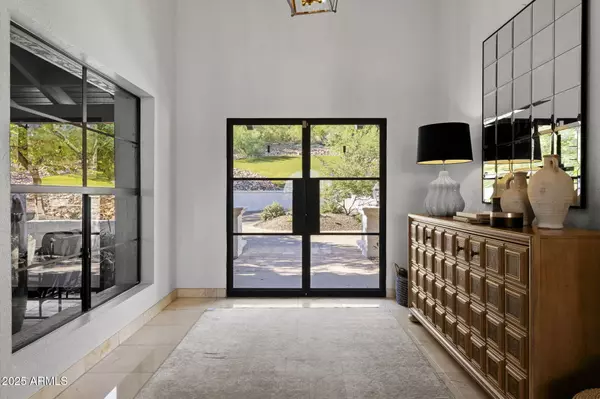 Paradise Valley, AZ 85253,4801 E MOONLIGHT Way