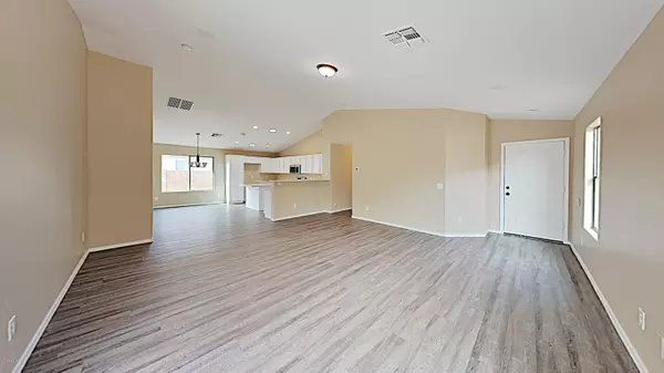 San Tan Valley, AZ 85143,355 W HOLSTEIN Trail