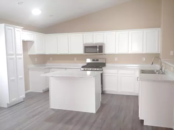 San Tan Valley, AZ 85143,355 W HOLSTEIN Trail