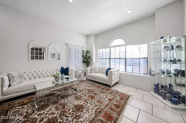 Glendale, AZ 85308,6926 W TOPEKA Drive