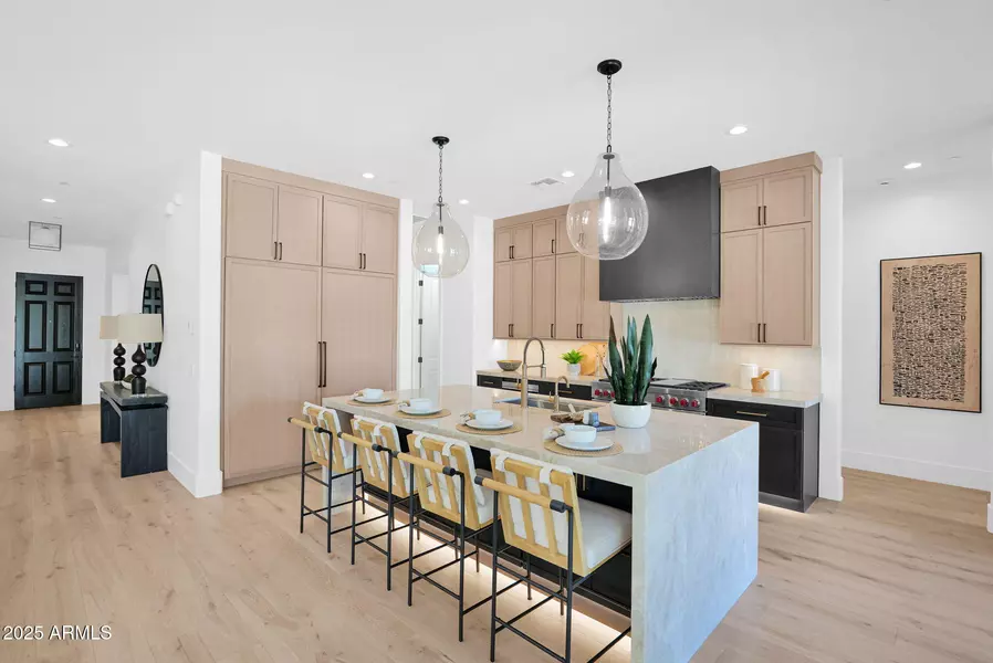 17303 N 98TH Place, Scottsdale, AZ 85255