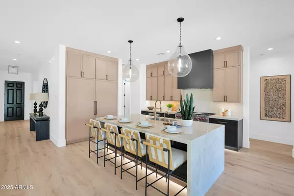 17303 N 98TH Place, Scottsdale, AZ 85255