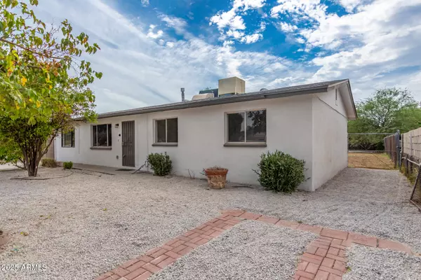 Phoenix, AZ 85022,17428 N 20th Street