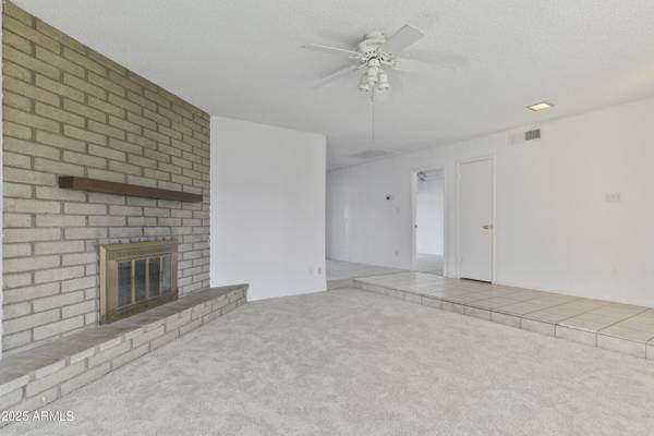 Glendale, AZ 85304,5208 W Shangri La Road