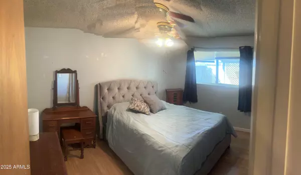 Phoenix, AZ 85029,11448 N 24TH Drive