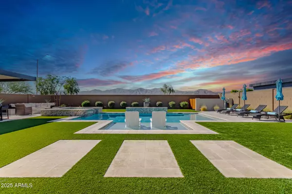 Waddell, AZ 85355,8426 N 186TH Lane